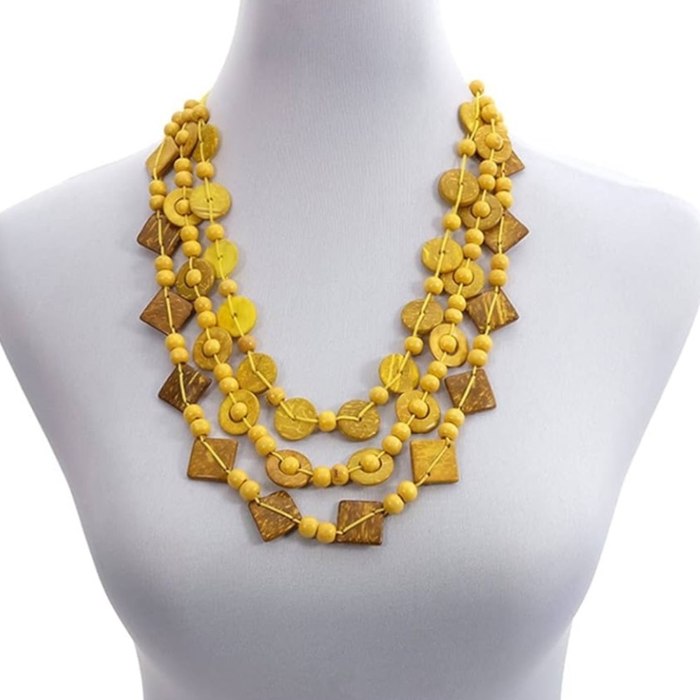 Women bead necklace embroidery pendant